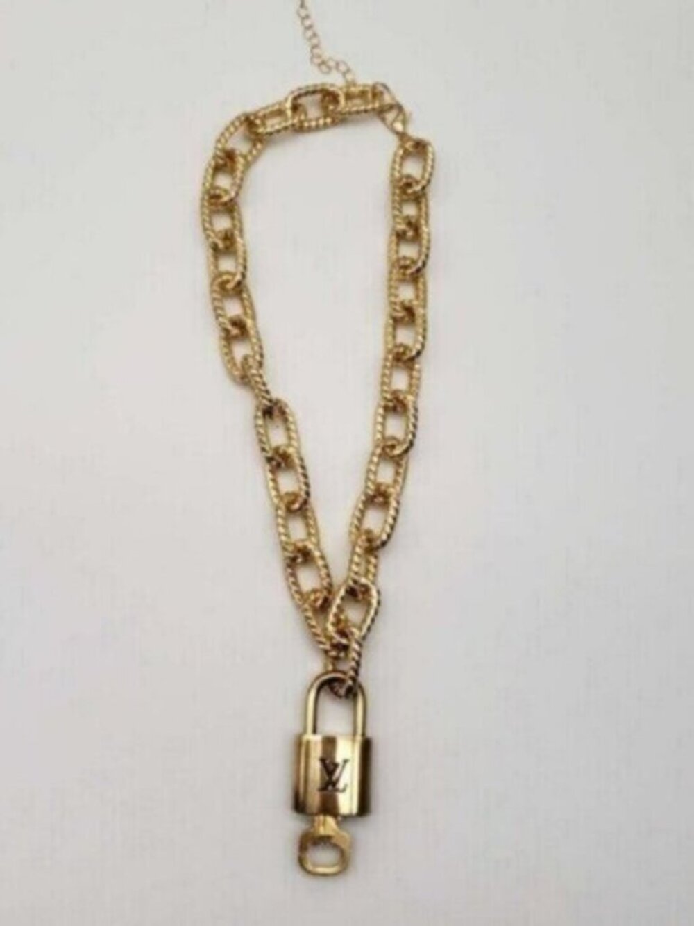 Authentic Louis Vuitton Lock and Key Gold Color with Gold Plated Chain Necklace - Picture 11 of 11